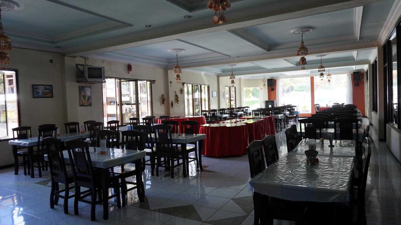 Hotel Surya Indah Batu Malang Екстериор снимка