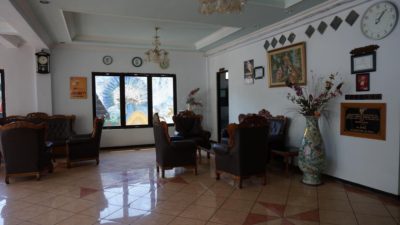 Hotel Surya Indah Batu Malang Екстериор снимка