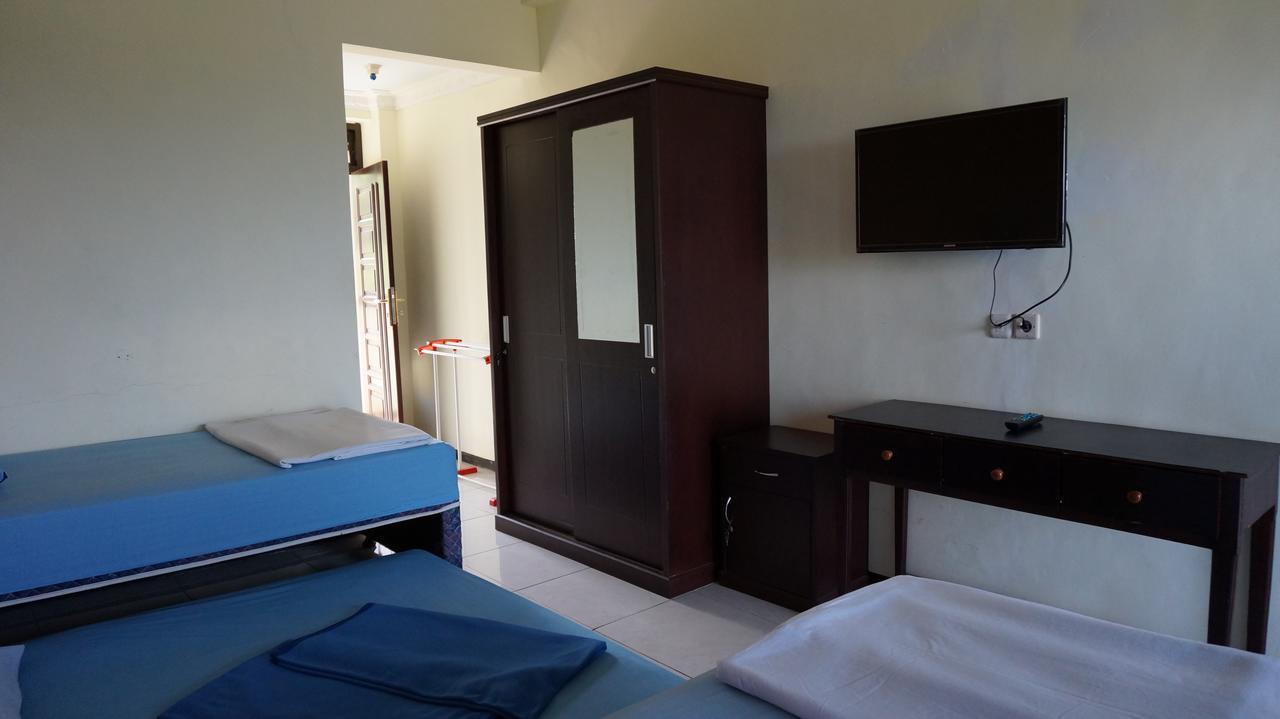 Hotel Surya Indah Batu Malang Екстериор снимка