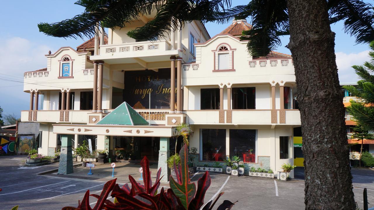 Hotel Surya Indah Batu Malang Екстериор снимка